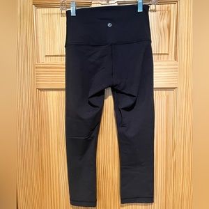 Lululemon Align Size 6 Black Leggings Crop 21”